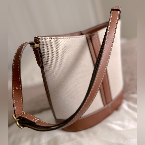 COPY - Zara adjustable strap bucket bag - Picture 7 of 12